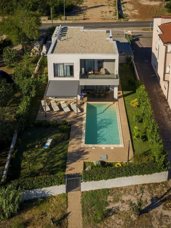 Villa Lu-Ma Turanj Exteriör bild
