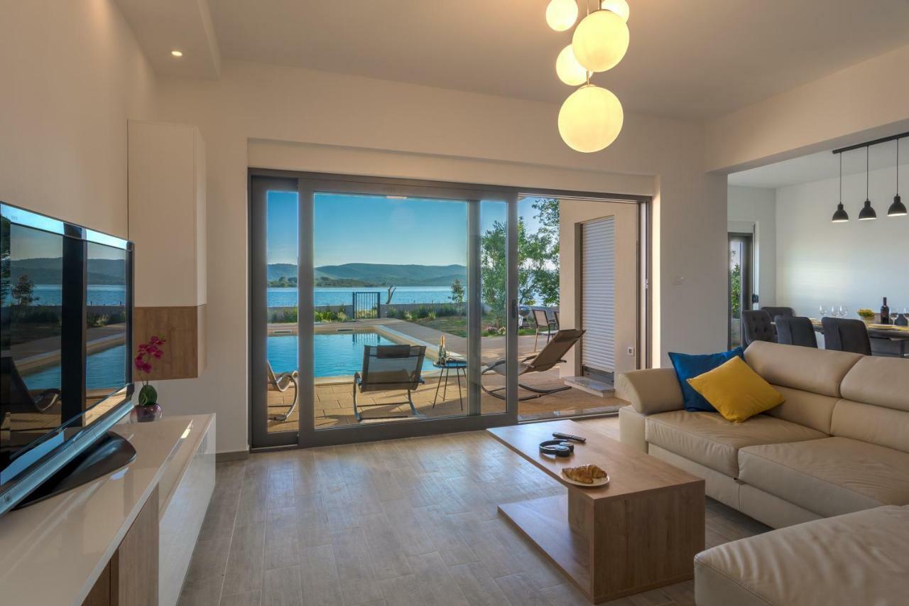 Villa Lu-Ma Turanj Exteriör bild