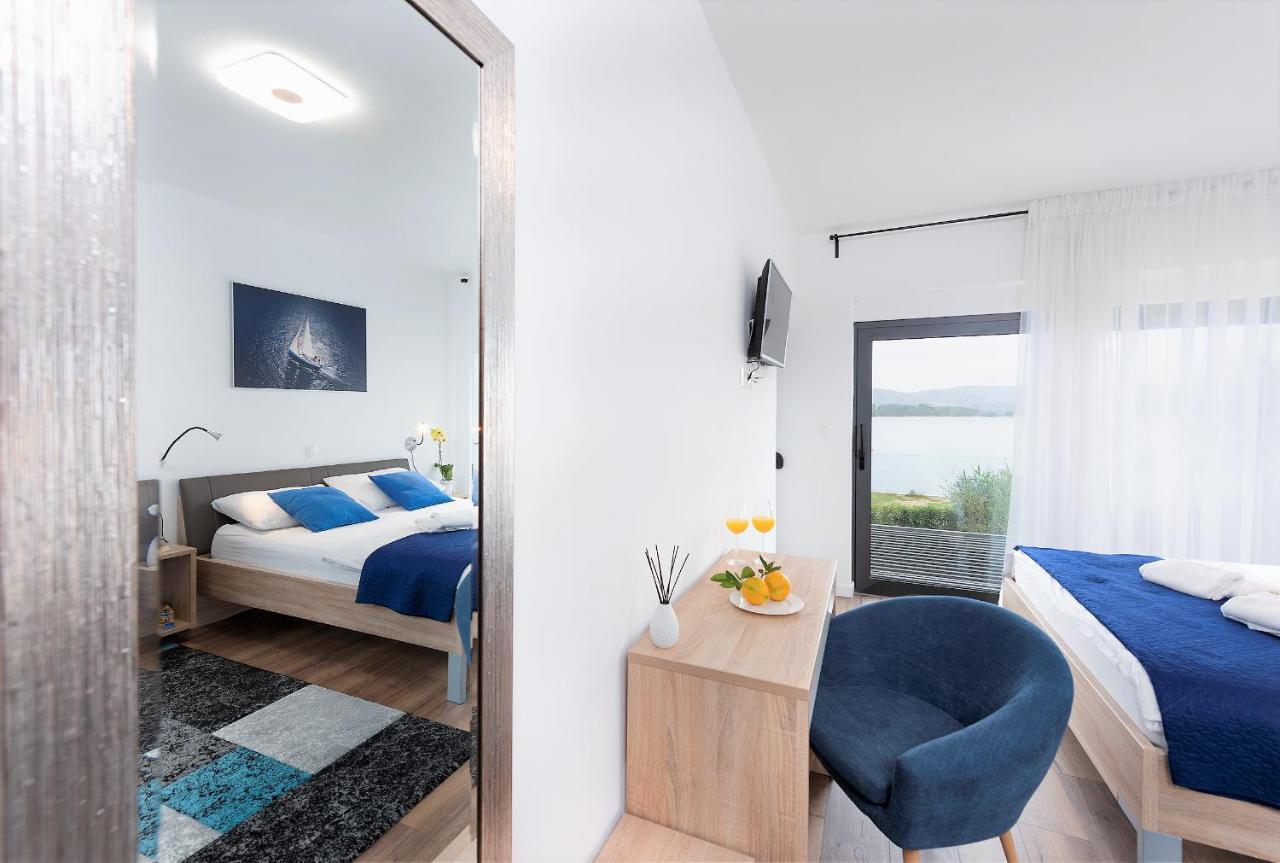 Villa Lu-Ma Turanj Exteriör bild